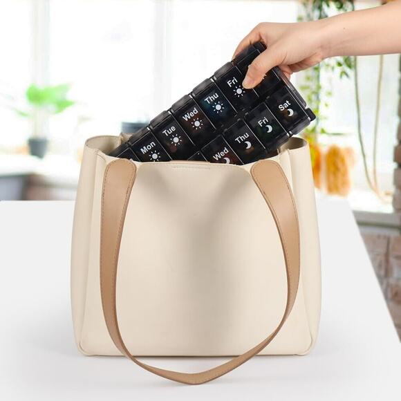 Extra Large 7 day pill organizer, Day and night Pill box, new can remove cover - Picture 6 of 7